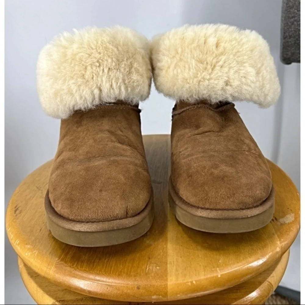 UGGs classic short rollover suede Sherpa lined boot-in chestnut 8